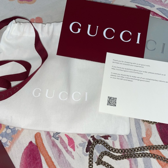Gucci Super Mini Marmont Bag Like New!! - Picture 4 of 7